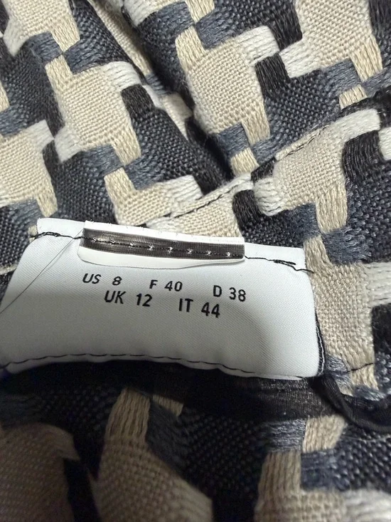 Akris Punto Black and Cream Houndstooth Wide-Leg Pants - Picture 6 of 6